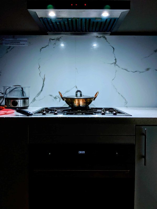 Quels sont les avantages d'un cuiseur à vapeur en acier inoxydable pour une cuisine santé?